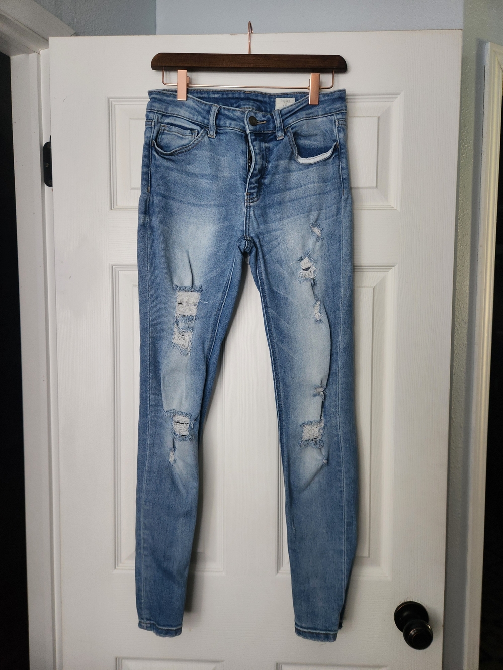 Levi's Light Blue Ripped Skinny Jeans